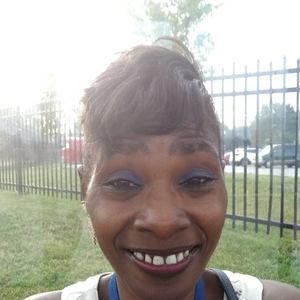 Meet your Posher, Yolanda